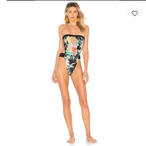 REVOLVE INDAH ACAPULCO ONE PIECE IN TROPICAL
